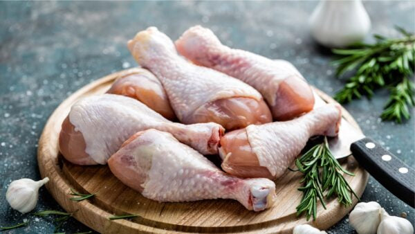 FRESH CHICKEN DRUMSTICKS